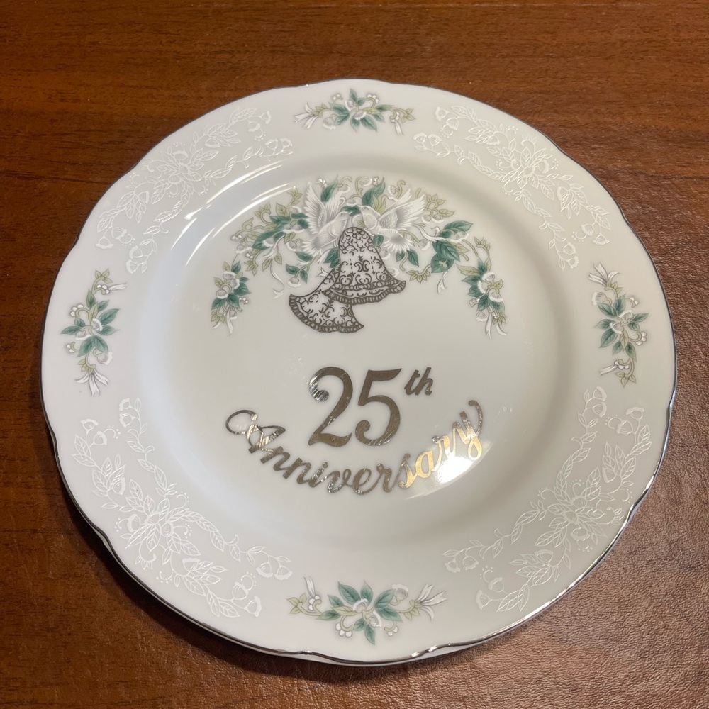 Vintage 25th Anniversary Decorative Dinner Plate in White and Green